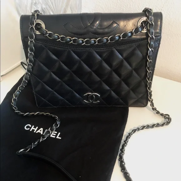 Chanel 2015 Flap Bag - Picture 4 of 8